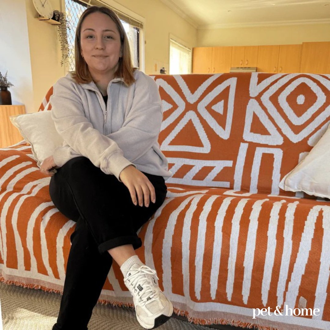 Pet-Friendly Blanket - Pet And Home