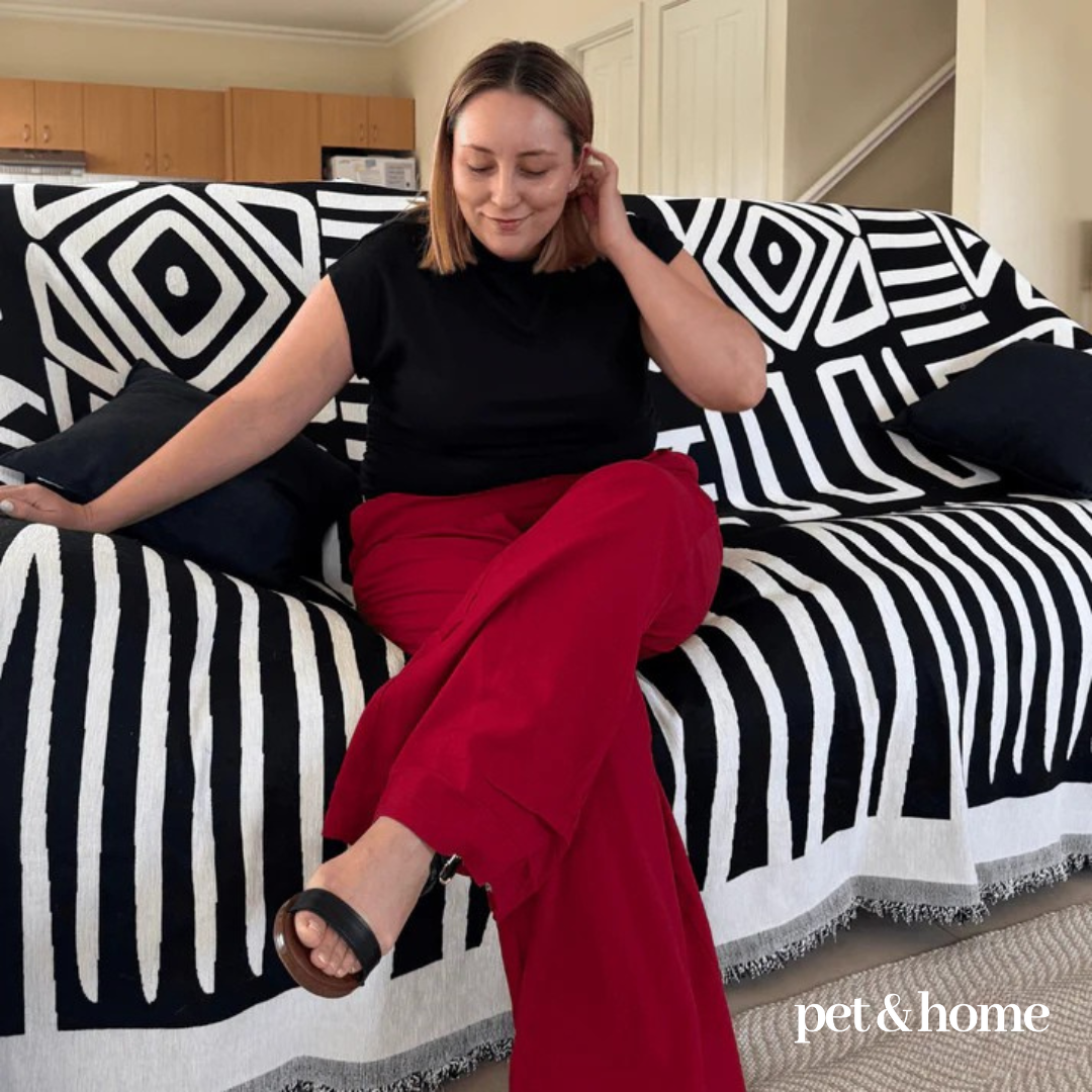 Pet-Friendly Blanket - Pet And Home